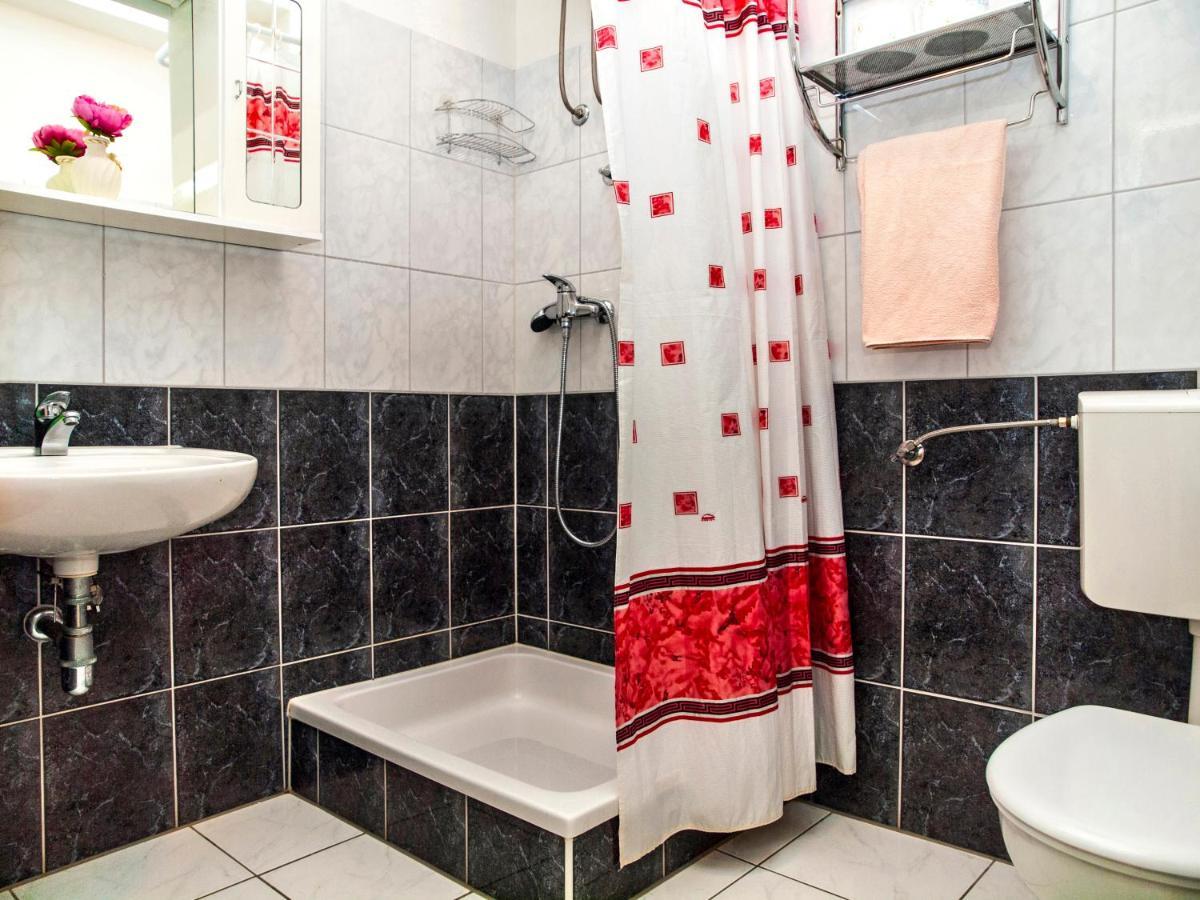 Apartmani Ines Драшніце Екстер'єр фото