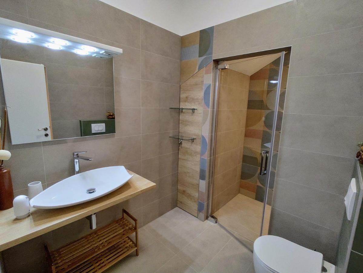 Apartmani Ines Драшніце Екстер'єр фото
